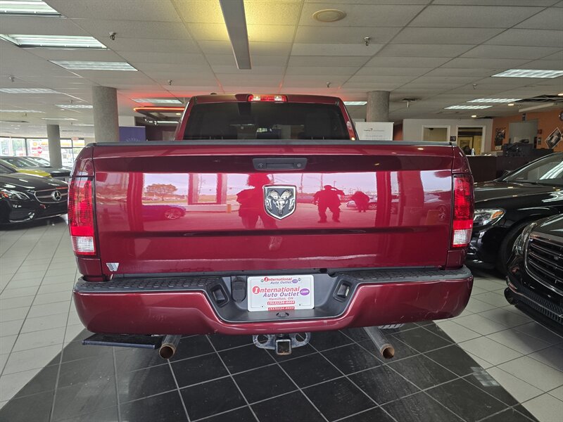2017 RAM 1500 Express - Photo 5 - Hamilton, OH 45015
