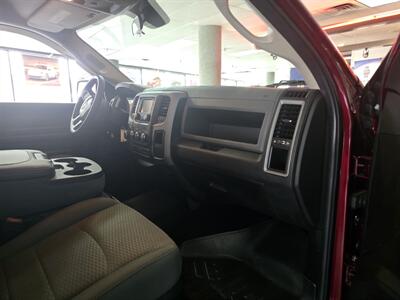 2017 RAM 1500 Express - Photo 13 - Hamilton, OH 45015