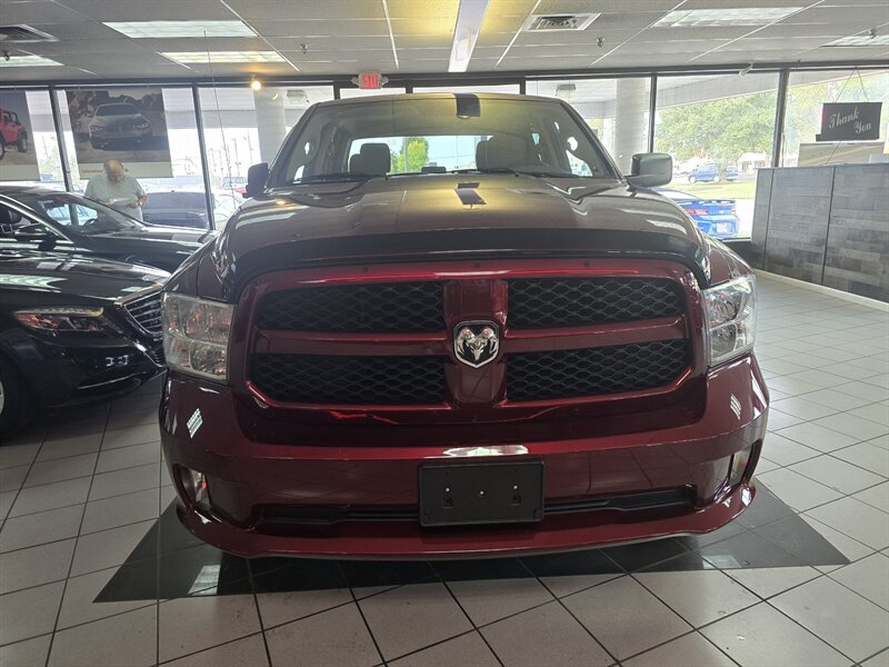 2017 RAM 1500 Express - Photo 2 - Hamilton, OH 45015