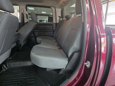 2017 RAM 1500 Express - Photo 11 - Hamilton, OH 45015