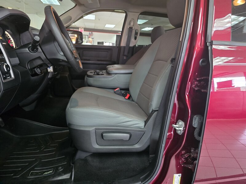 2017 RAM 1500 Express - Photo 9 - Hamilton, OH 45015