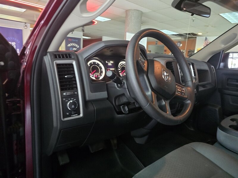 2017 RAM 1500 Express - Photo 18 - Hamilton, OH 45015