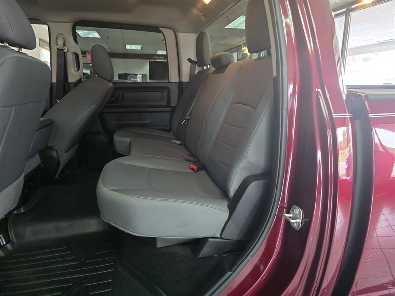 2017 RAM 1500 Express - Photo 21 - Hamilton, OH 45015