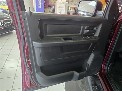 2017 RAM 1500 Express - Photo 17 - Hamilton, OH 45015
