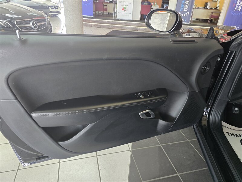 2019 Dodge Challenger SXT - Photo 7 - Hamilton, OH 45015