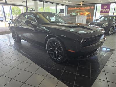 2019 Dodge Challenger SXT - Photo 3 - Hamilton, OH 45015