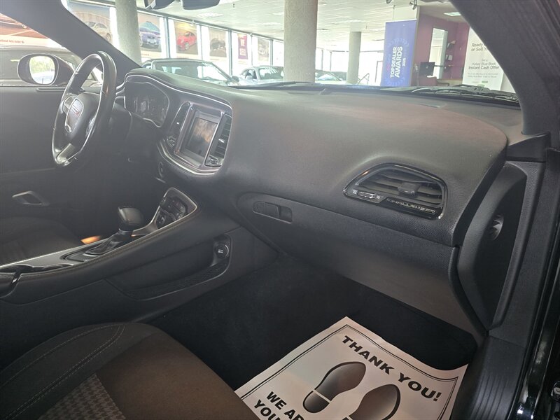 2019 Dodge Challenger SXT - Photo 12 - Hamilton, OH 45015