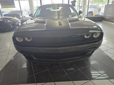 2019 Dodge Challenger SXT - Photo 2 - Hamilton, OH 45015