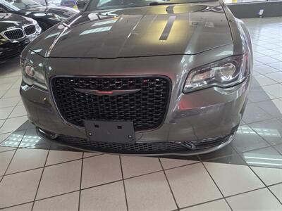 2023 Chrysler 300 Series S V6 4DR SEDAN - Photo 38 - Hamilton, OH 45015