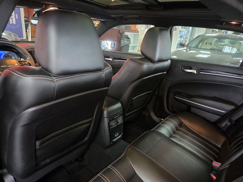 2023 Chrysler 300 Series S V6 4DR SEDAN - Photo 25 - Hamilton, OH 45015