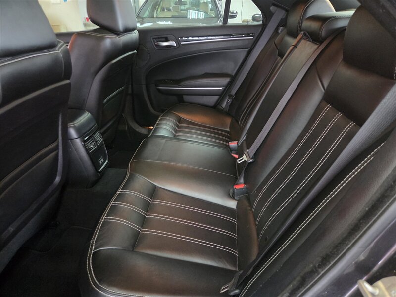 2023 Chrysler 300 Series S V6 4DR SEDAN - Photo 15 - Hamilton, OH 45015