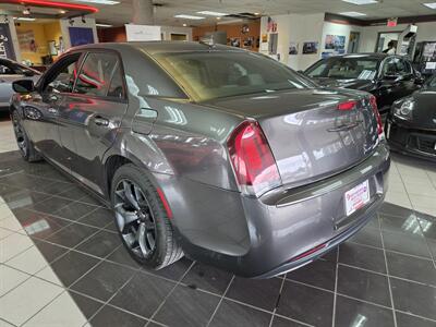 2023 Chrysler 300 Series S V6 4DR SEDAN - Photo 40 - Hamilton, OH 45015
