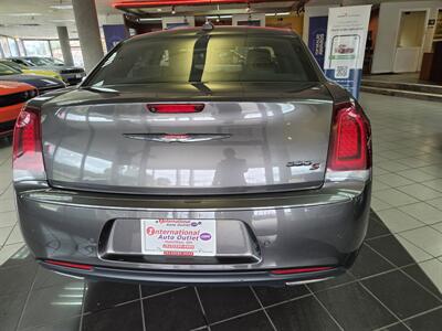 2023 Chrysler 300 Series S V6 4DR SEDAN - Photo 45 - Hamilton, OH 45015
