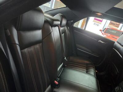 2023 Chrysler 300 Series S V6 4DR SEDAN - Photo 20 - Hamilton, OH 45015