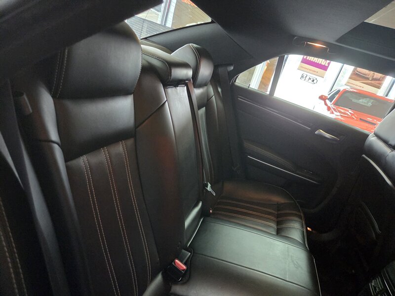 2023 Chrysler 300 Series S V6 4DR SEDAN - Photo 20 - Hamilton, OH 45015