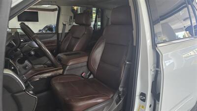 2016 Chevrolet Tahoe LTZ 4DR SUV 4X4 - Photo 12 - Hamilton, OH 45015