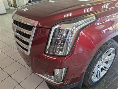 2019 Cadillac Escalade Premium Luxury 4DR SUV AWD   - Photo 15 - Hamilton, OH 45015