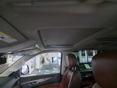 2019 Cadillac Escalade Premium Luxury 4DR SUV AWD   - Photo 46 - Hamilton, OH 45015