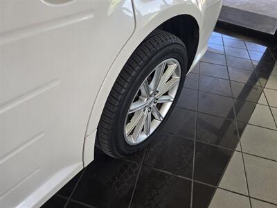 2017 Ford Flex Limited - Photo 39 - Hamilton, OH 45015