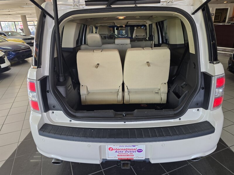 2017 Ford Flex Limited - Photo 37 - Hamilton, OH 45015