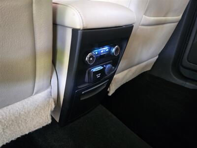 2017 Ford Flex Limited - Photo 12 - Hamilton, OH 45015