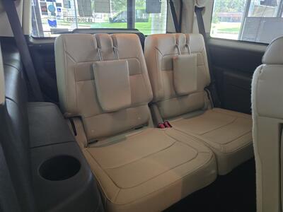 2017 Ford Flex Limited - Photo 22 - Hamilton, OH 45015