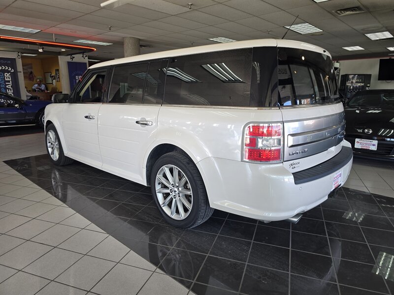 2017 Ford Flex Limited - Photo 6 - Hamilton, OH 45015