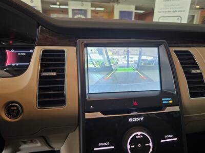 2017 Ford Flex Limited - Photo 27 - Hamilton, OH 45015
