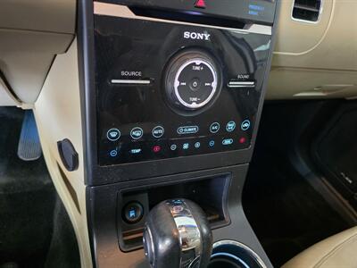 2017 Ford Flex Limited - Photo 26 - Hamilton, OH 45015