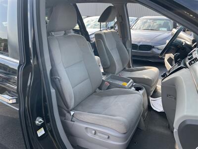 2016 Honda Odyssey SE 4DR MINI-VAN   - Photo 24 - Hamilton, OH 45015