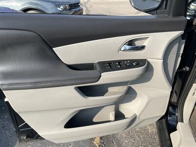 2016 Honda Odyssey SE 4DR MINI-VAN   - Photo 18 - Hamilton, OH 45015