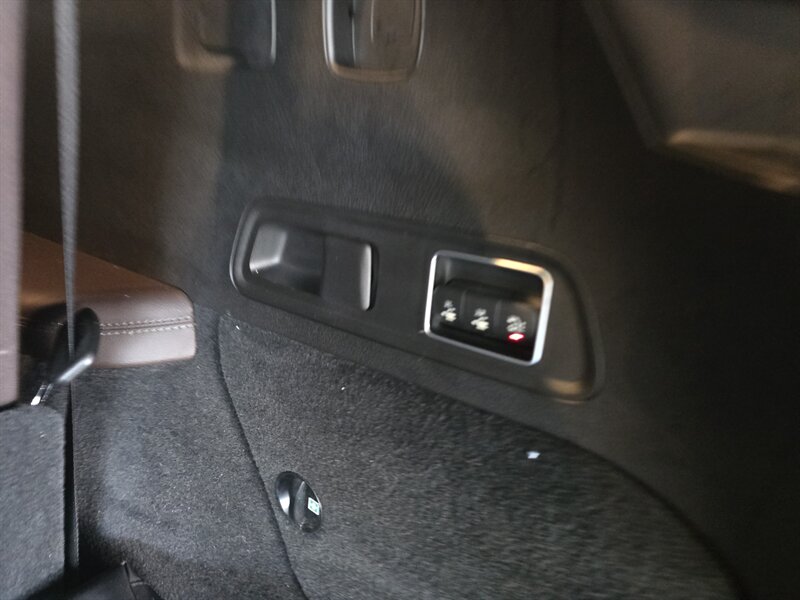 2022 Mercedes-Benz GLS 450 4-MATIC 4DRSUV AWD - Photo 46 - Hamilton, OH 45015