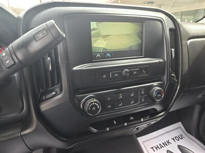 2018 Chevrolet Silverado 1500 Custom 4DR CREW CAB 4X4 V8   - Photo 18 - Hamilton, OH 45015