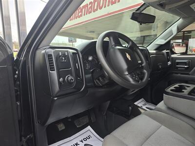 2018 Chevrolet Silverado 1500 Custom 4DR CREW CAB 4X4 V8   - Photo 8 - Hamilton, OH 45015