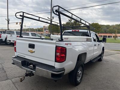 2018 Chevrolet Silverado 2500 Work Truck 4DR EXTENDED CAB   - Photo 6 - Hamilton, OH 45015