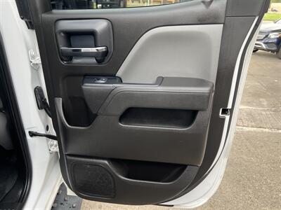 2018 Chevrolet Silverado 2500 Work Truck 4DR EXTENDED CAB   - Photo 20 - Hamilton, OH 45015