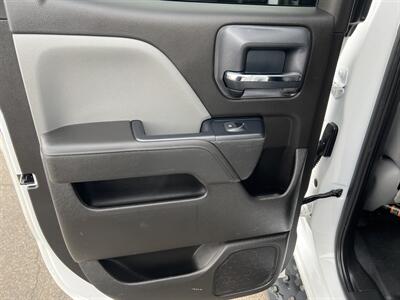 2018 Chevrolet Silverado 2500 Work Truck 4DR EXTENDED CAB   - Photo 18 - Hamilton, OH 45015