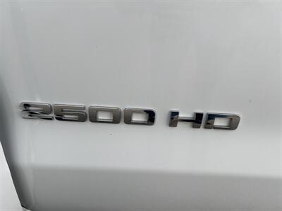 2018 Chevrolet Silverado 2500 Work Truck 4DR EXTENDED CAB   - Photo 29 - Hamilton, OH 45015