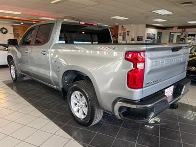 2025 Chevrolet Silverado 1500 5.3L V8 LT 4DR CREW 4X4   - Photo 8 - Hamilton, OH 45015