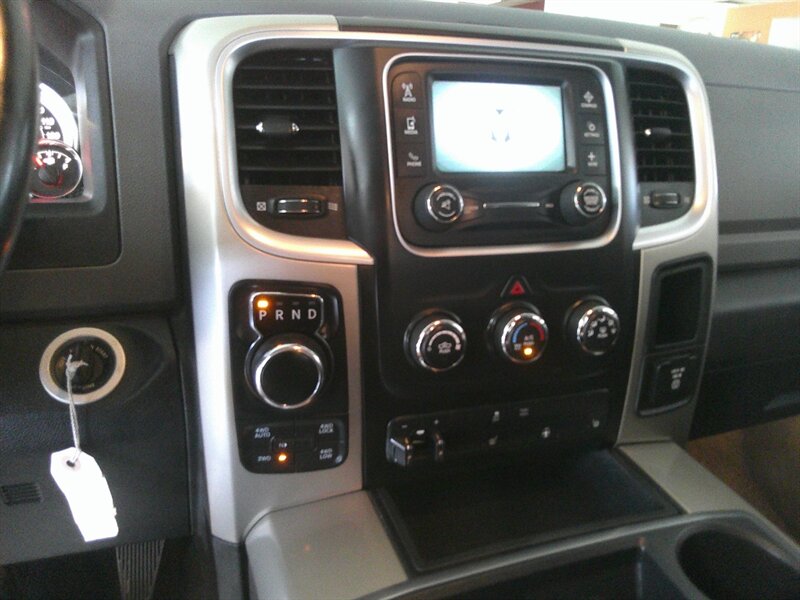 2014 RAM 1500 Big Horn/QUAD CAB/4X4 - Photo 22 - Hamilton, OH 45015