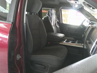 2014 RAM 1500 Big Horn/QUAD CAB/4X4 - Photo 14 - Hamilton, OH 45015