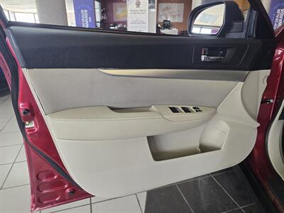 2011 Subaru Outback 2.5i Premium 4DR WAGON AWD   - Photo 7 - Hamilton, OH 45015