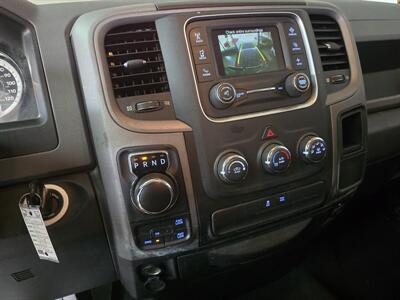2019 RAM 1500 Classic Express 4DR QUAD CAB 4X4   - Photo 20 - Hamilton, OH 45015