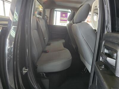 2019 RAM 1500 Classic Express 4DR QUAD CAB 4X4   - Photo 17 - Hamilton, OH 45015