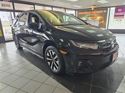 2025 Honda Odyssey EX-L 4DR MINI-VAN   - Photo 3 - Hamilton, OH 45015