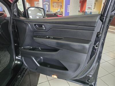 2025 Honda Odyssey EX-L 4DR MINI-VAN   - Photo 12 - Hamilton, OH 45015