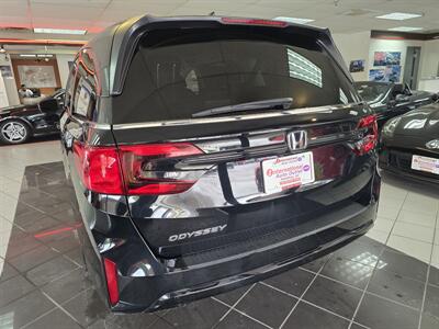 2025 Honda Odyssey EX-L 4DR MINI-VAN   - Photo 5 - Hamilton, OH 45015