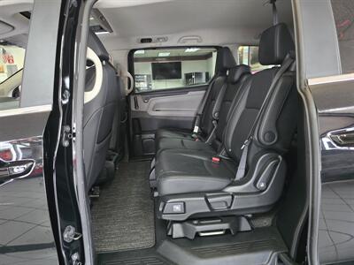 2025 Honda Odyssey EX-L 4DR MINI-VAN   - Photo 10 - Hamilton, OH 45015