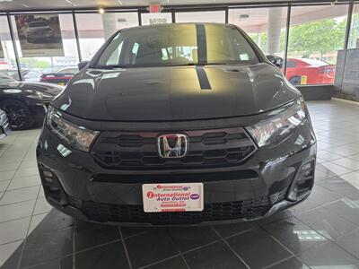 2025 Honda Odyssey EX-L 4DR MINI-VAN   - Photo 2 - Hamilton, OH 45015