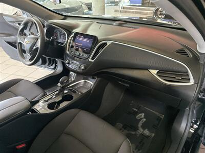2023 Chevrolet Malibu LT 4DR SEDAN - Photo 22 - Hamilton, OH 45015